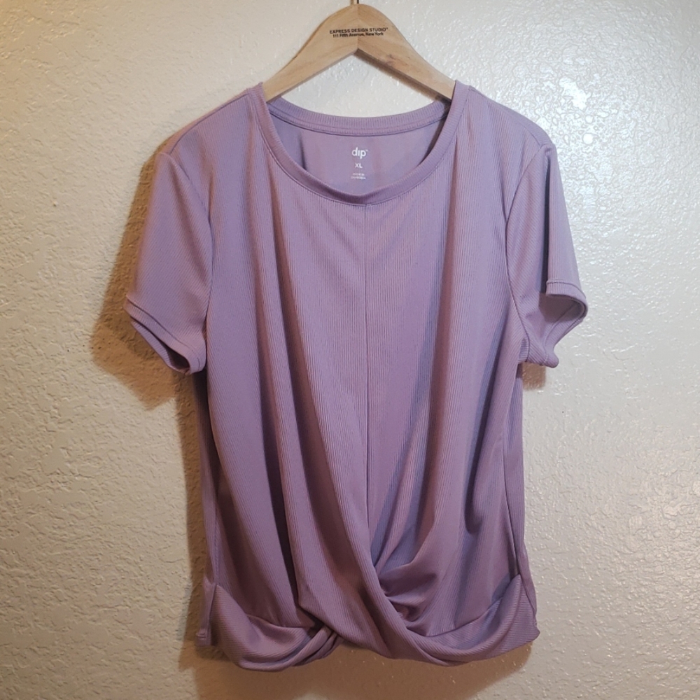 dip athletic top Size XL worn once